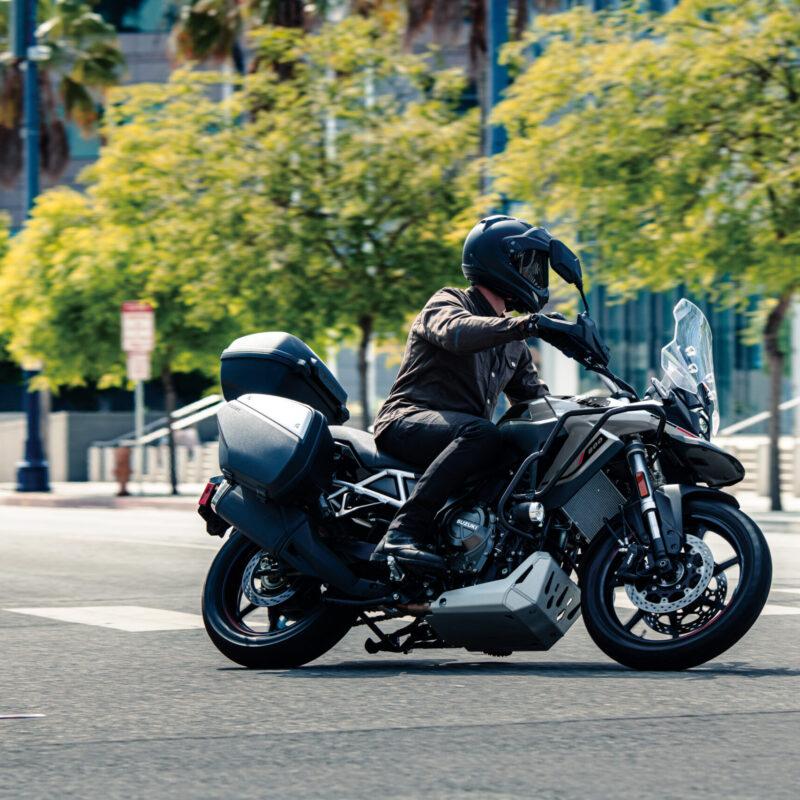 Suzuki V-Strom DL800