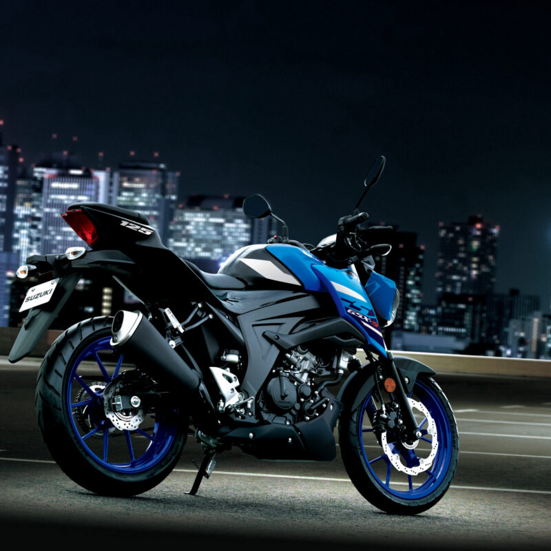 GSX-S125RLXM7_action03 Suzuki GSX-S125