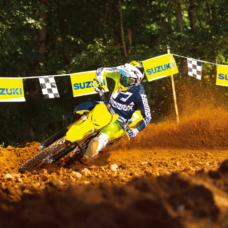 RM-Z450M6_action01 Suzuki RM-Z450