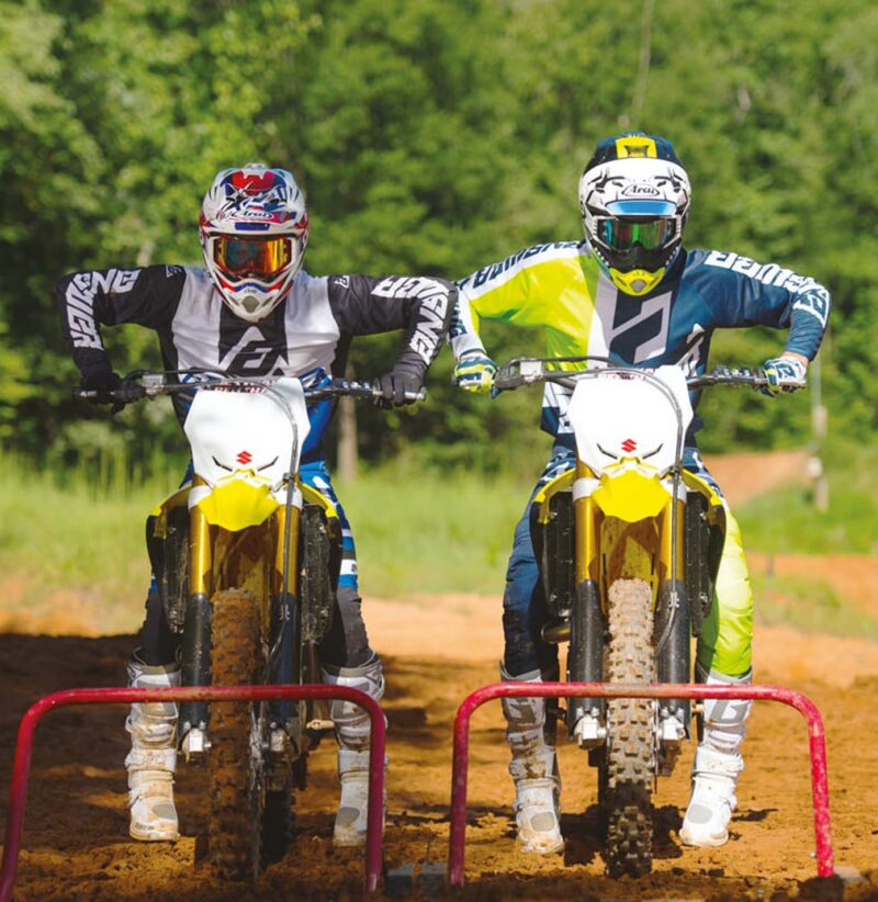 RM-Z450_stage_action03_YU1.original Suzuki RM-Z250