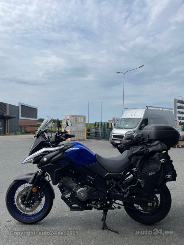 Suzuki V-Strom 650XT V2