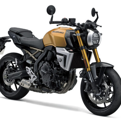 Suzuki GSX800TRQM6_QSY_Rdiagonal-780x520