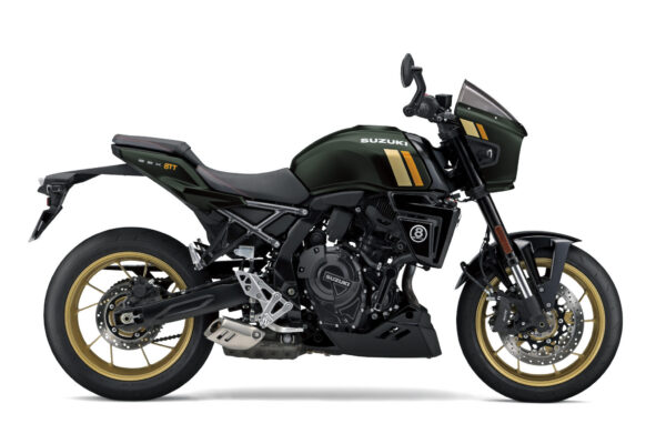 Suzuki GSX800TTRQBM6_QU5_Rside-2048x1365