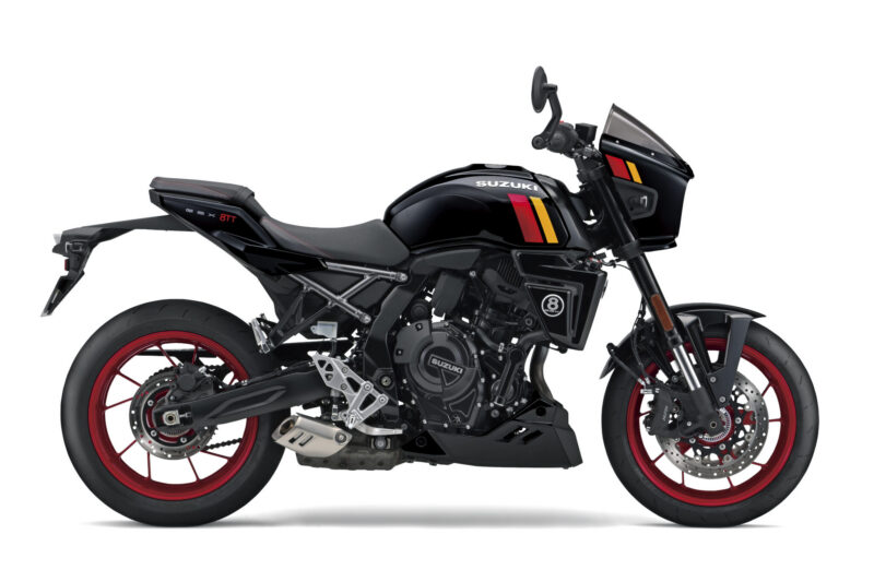 Suzuki GSX800TTRQBM6_YVB_Rside-2048x1365