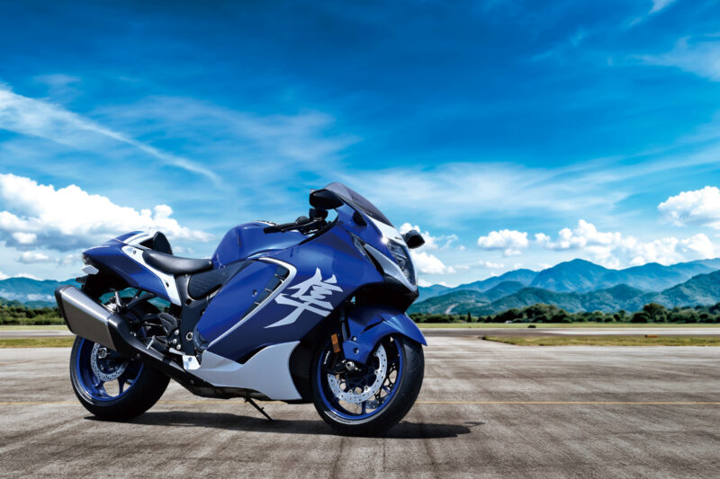HayabusaM6_action10 Suzuki GSX1300RZ Hayabusa Special Edition