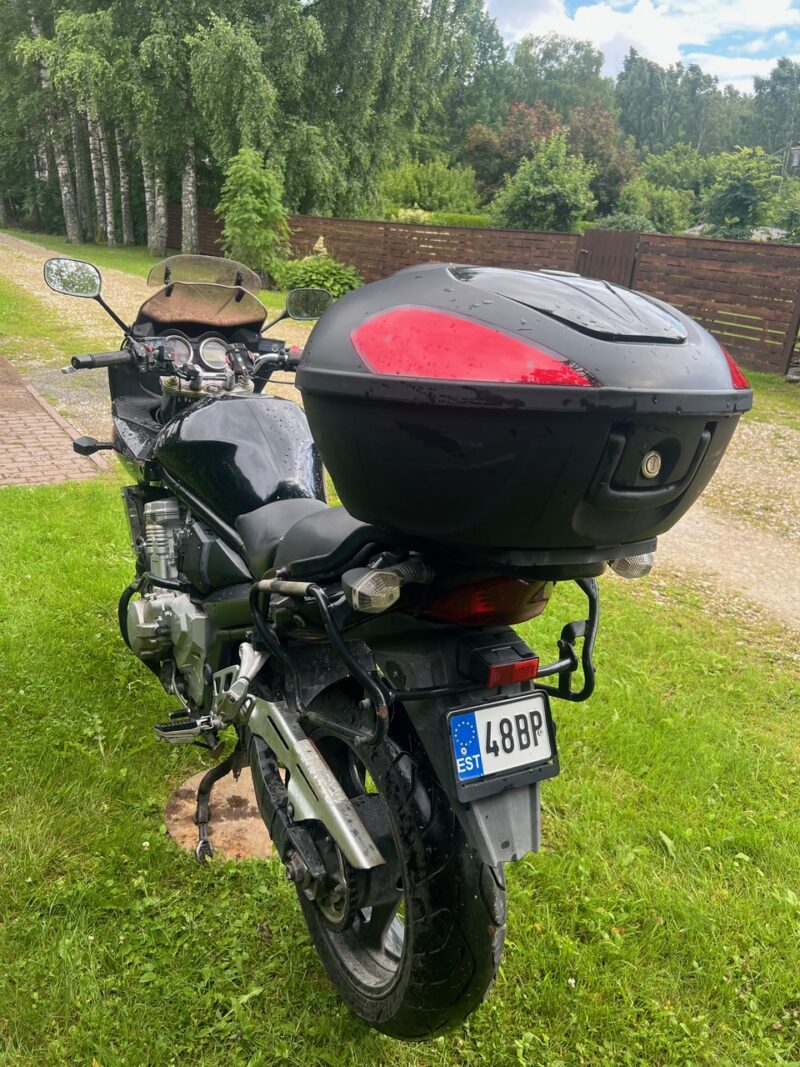 Taivo ratas tagant Suzuki GSF1250S 2007